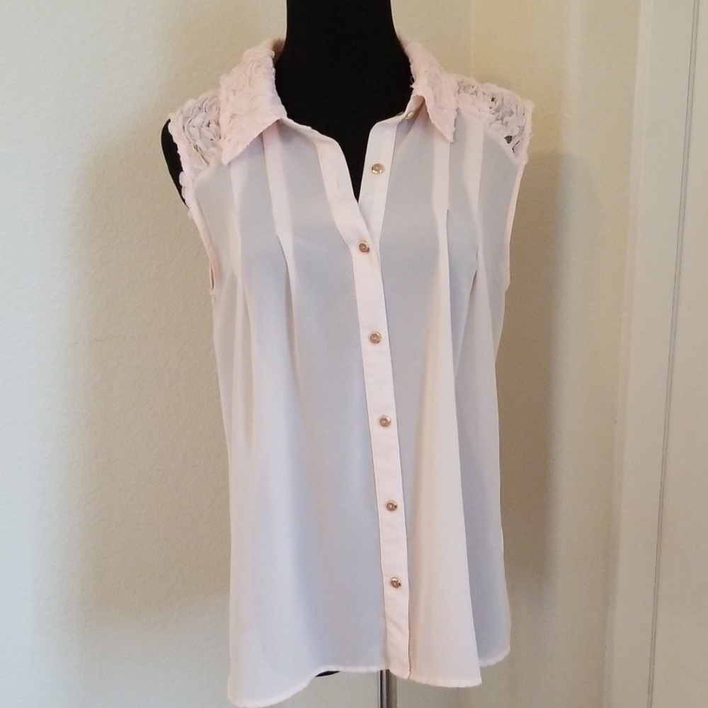 NY Collection sheer blouse /shell, size M